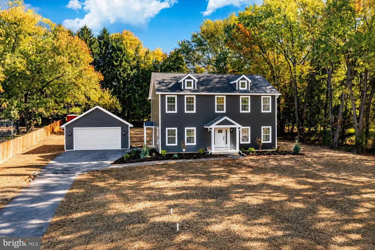 210 Creamery Rd, Coatesville, PA 19320 - #1