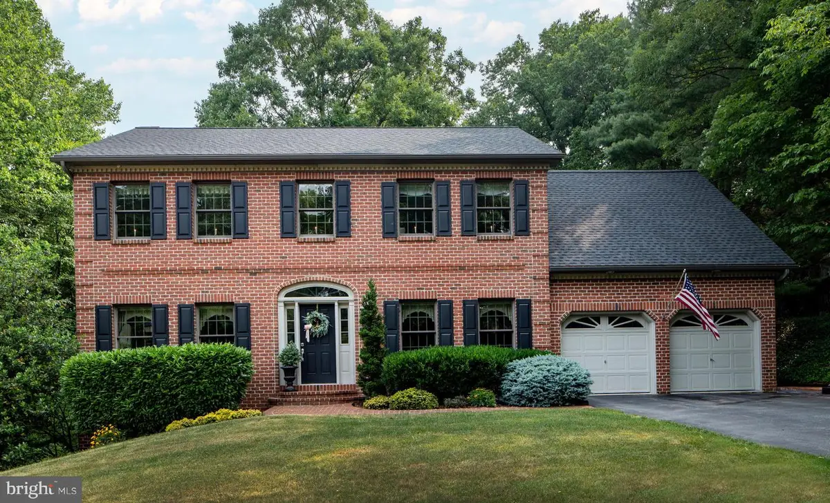 751 Zermatt Dr, Hummelstown, PA 17036 - Image #1