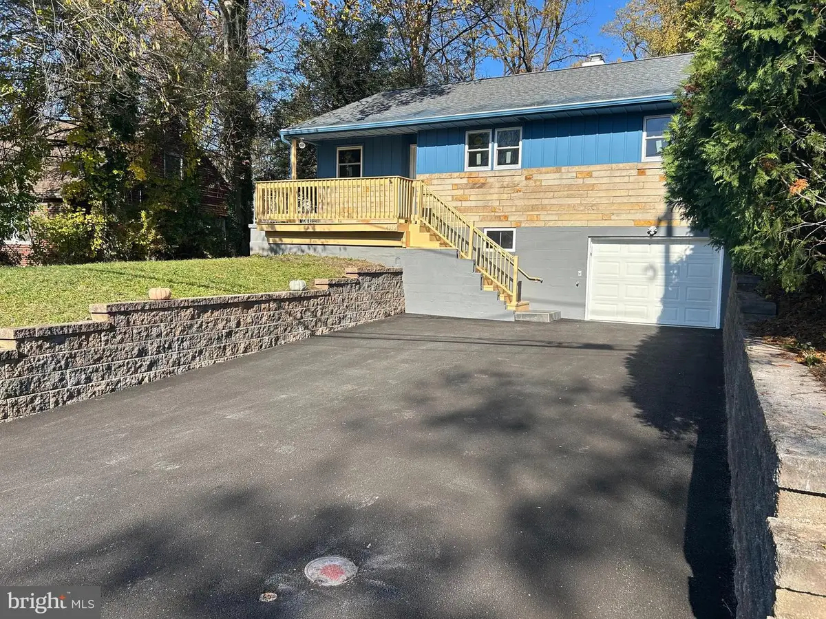4052 Locust Ln, Harrisburg, PA 17109 - Image #1