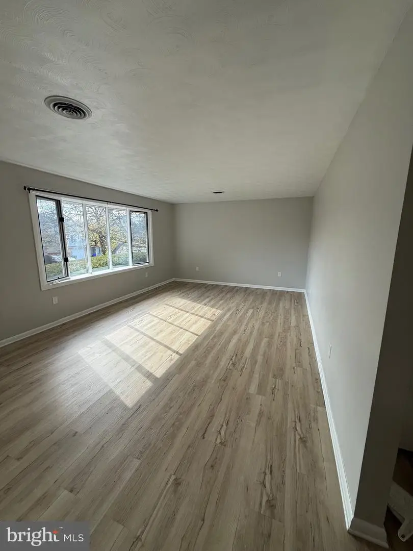 2408 Swatara St, Harrisburg, PA 17104 - Image #2