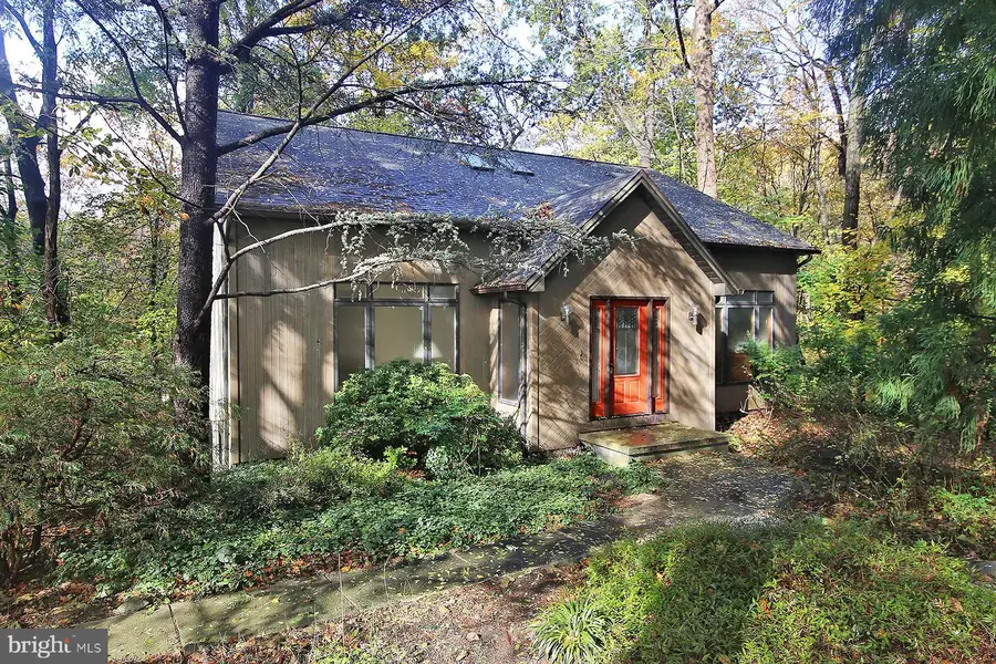 875 Verden Dr, Hummelstown, PA 17036 - Image #2