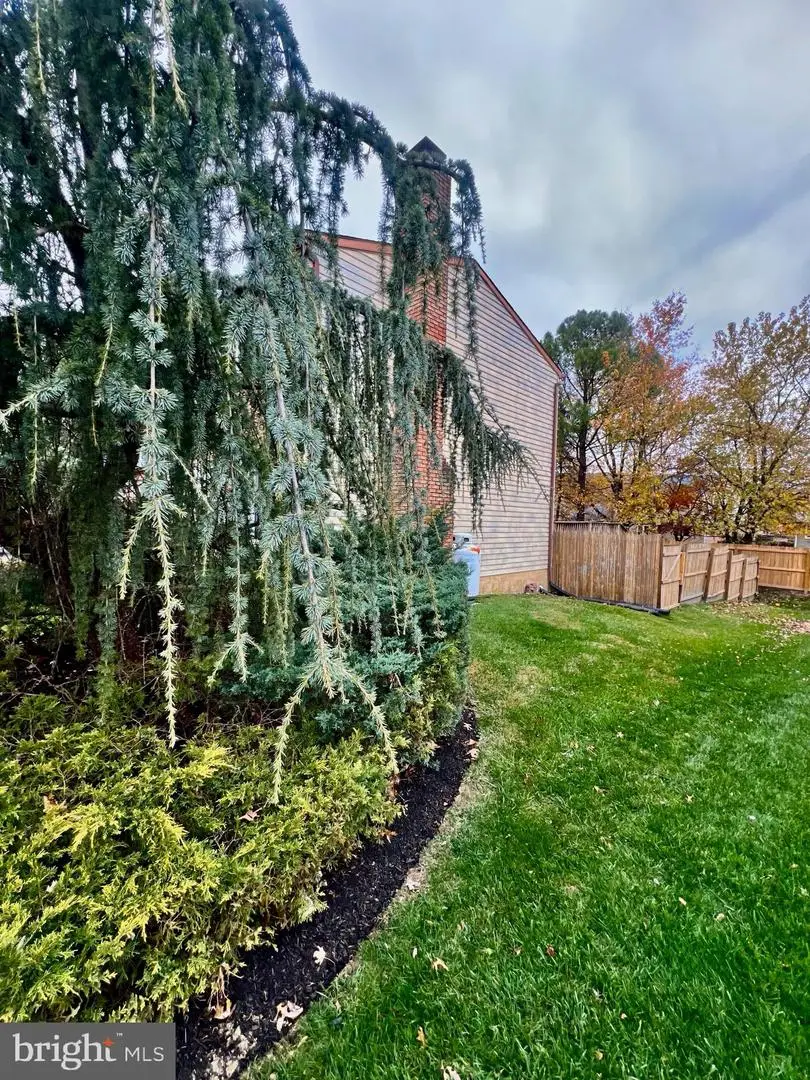 2040 Chevy Chase Dr, Harrisburg, PA 17110 - Image #3