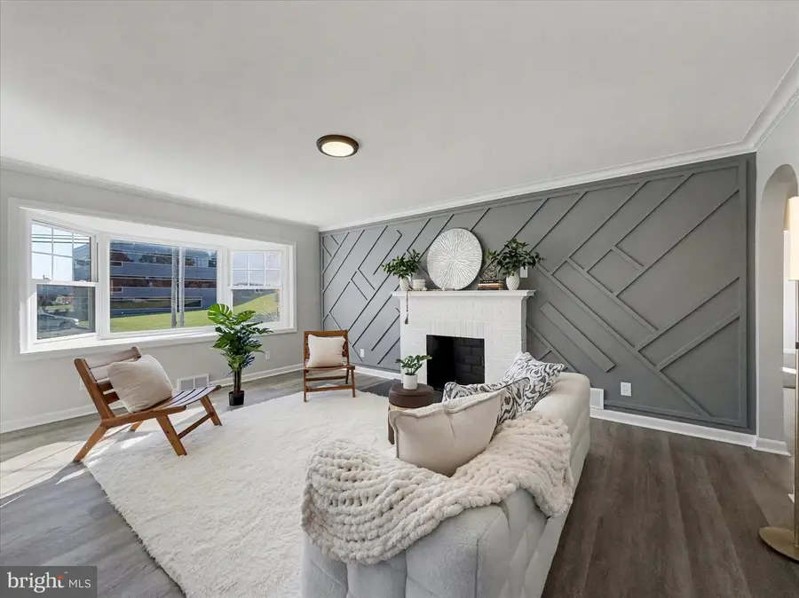 82 S Houcks Rd, Harrisburg, PA 17109 - Image #3