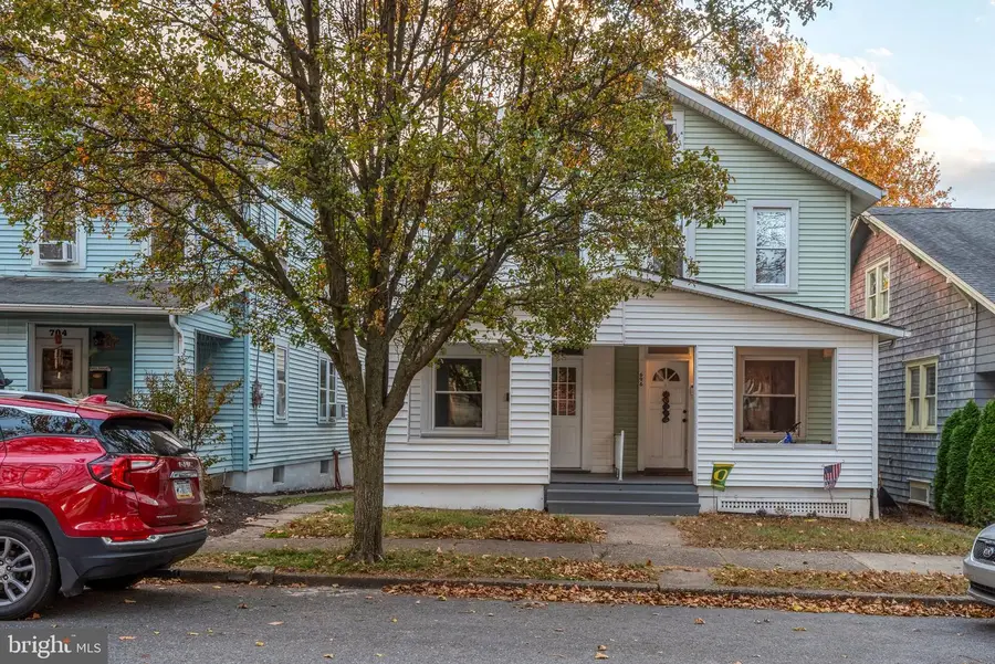 698 Center St, Millersburg, PA 17061 - Image #2