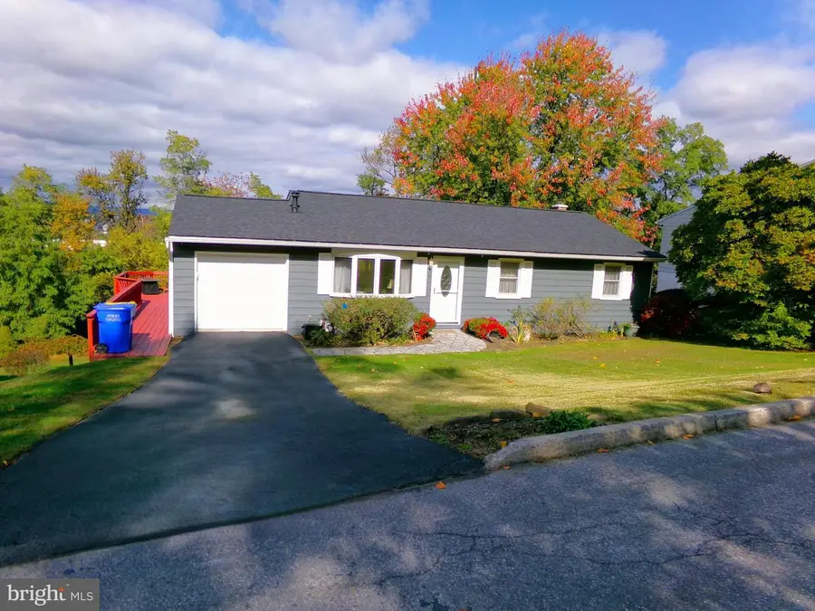 6100 Hocker Dr, Harrisburg, PA 17111 - Image #2