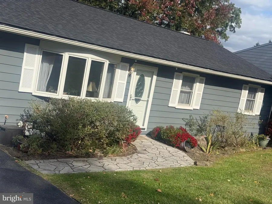 6100 Hocker Dr, Harrisburg, PA 17111 - Image #3