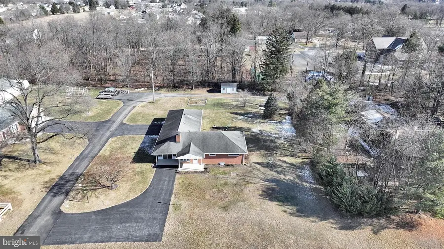 2395 Patton Rd, Harrisburg, PA 17112 - Image #2