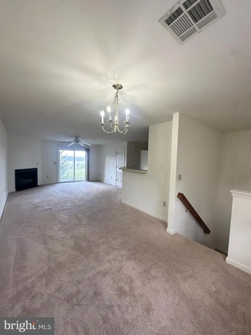 211 Sparrow Rd, Hummelstown, PA 17036 - Image #2