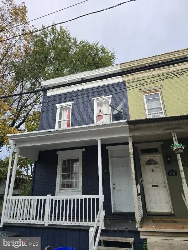 1712 Carnation St, HARRISBURG, PA 17103