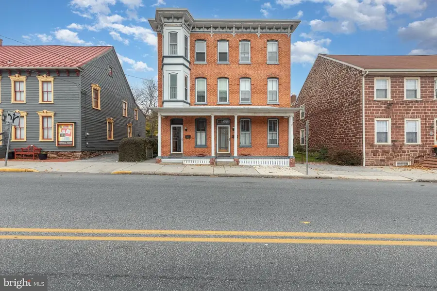 33 E Main St, Middletown, PA 17057 - Image #3