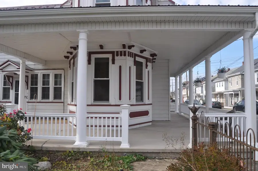 540 S 2nd St, Lykens, PA 17048 - Image #2