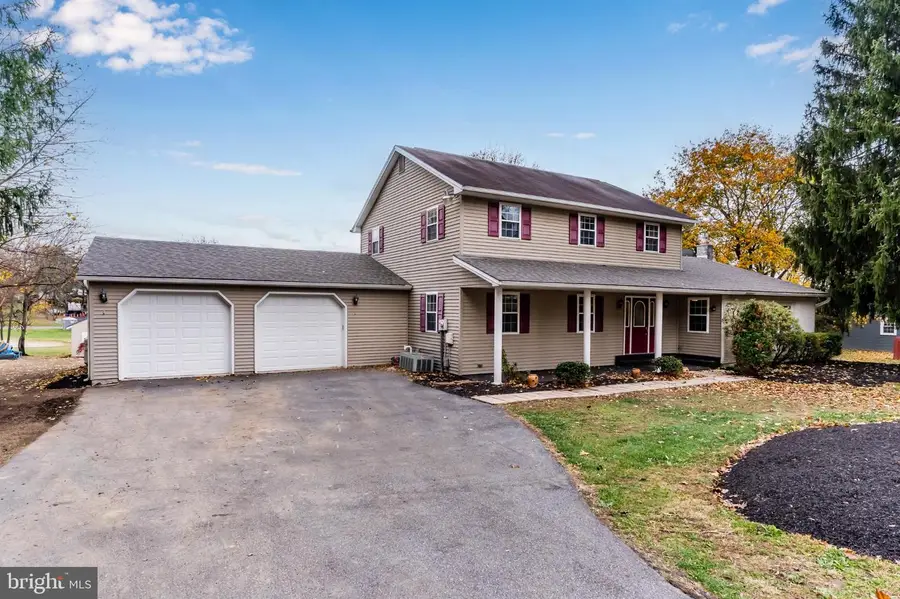 3 Ardmore Dr, Hummelstown, PA 17036 - Image #2
