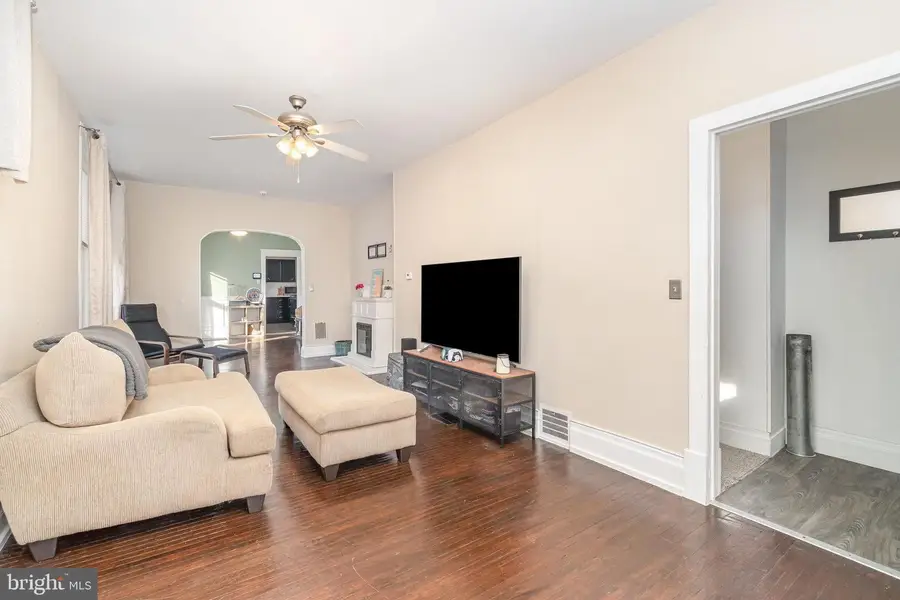 1820 Regina St, Harrisburg, PA 17103 - Image #2