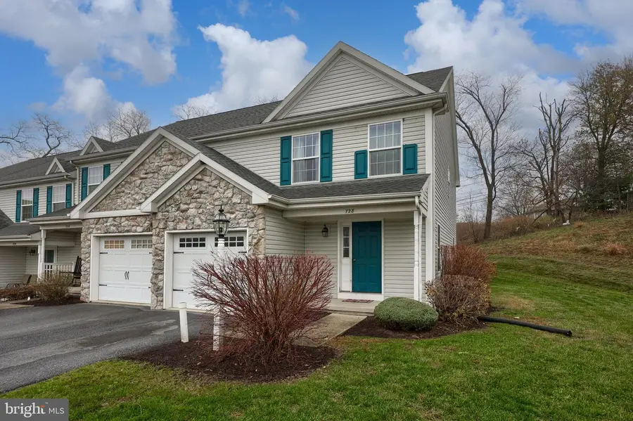728 Winding Ln, Harrisburg, PA 17111 - Image #2