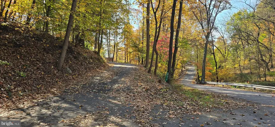 920 Cola Rd, Middletown, PA 17057 - Image #2