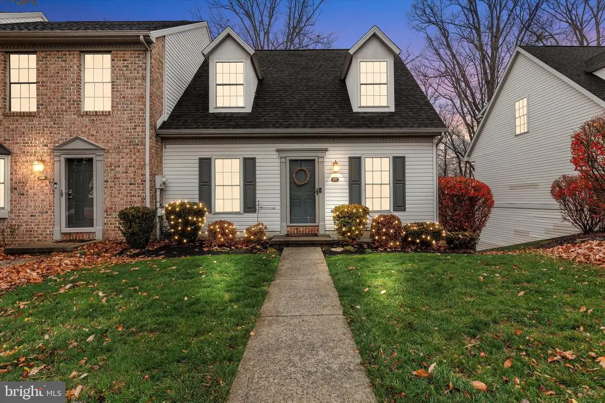237 Timber View Dr #237, Harrisburg, PA 17110 - Image #1