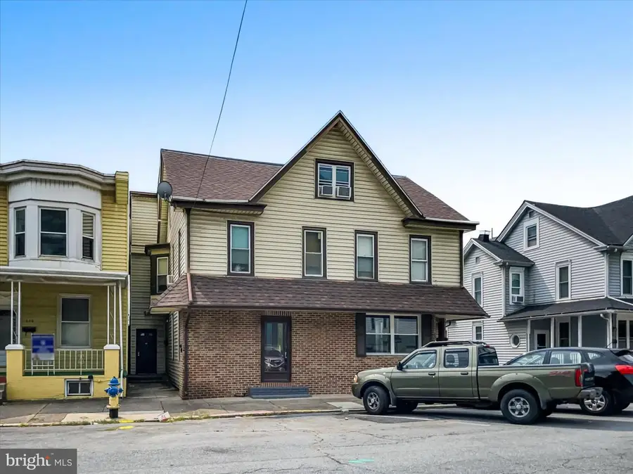 638 S 2nd St, Steelton, PA 17113 - Image #2