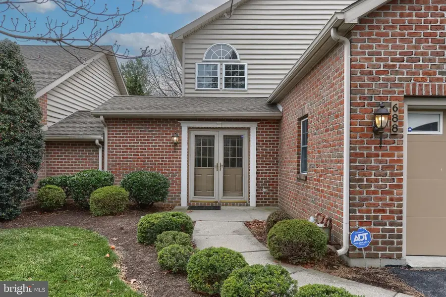 688 Heiden Dr, Hummelstown, PA 17036 - Image #3