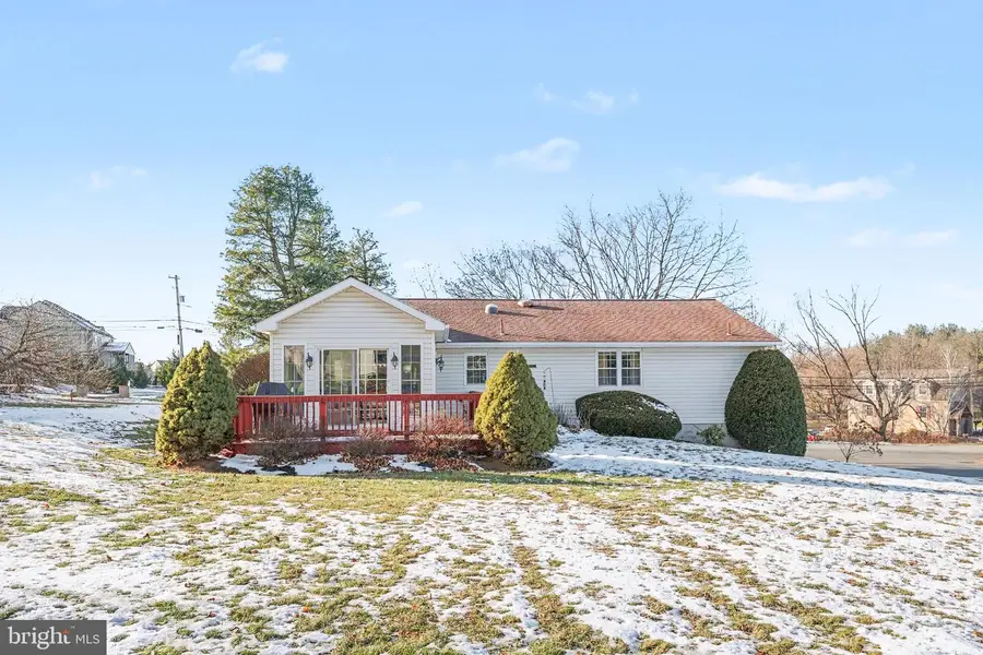 236 Grandview Rd, Hummelstown, PA 17036 - Image #2