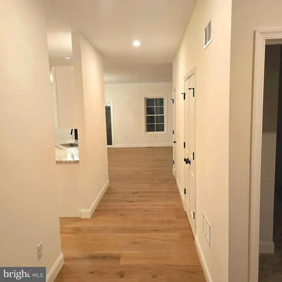 14 Jesse Ln, Wayne, PA 00000 - Image #3