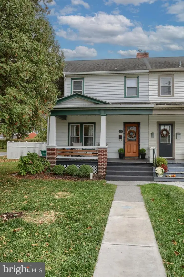 324 E Areba Ave, Hershey, PA 17033 - Image #2