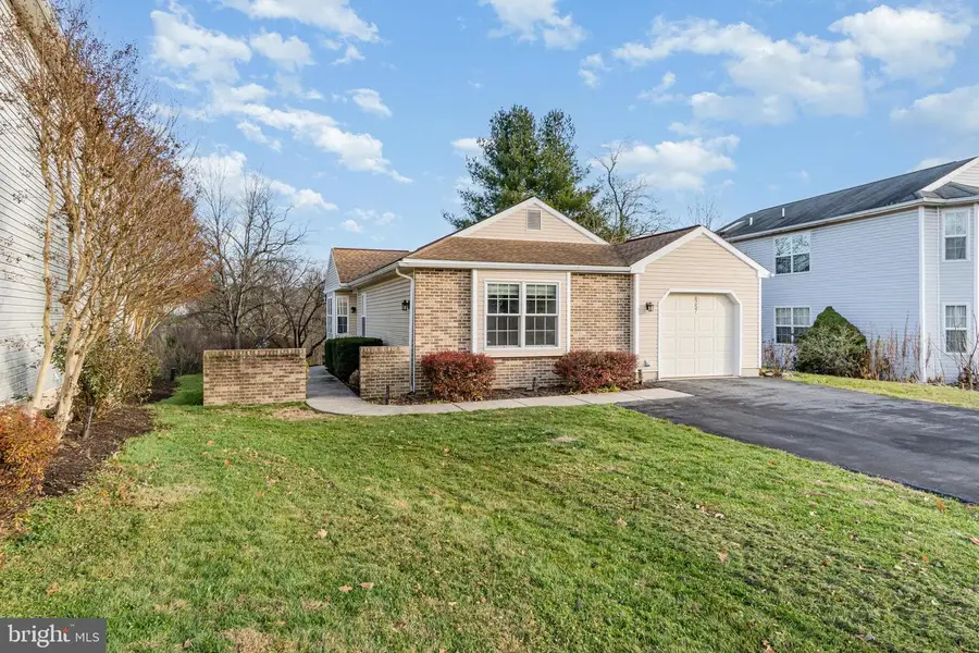 6257 S Highlands Cir, Harrisburg, PA 17111 - Image #2