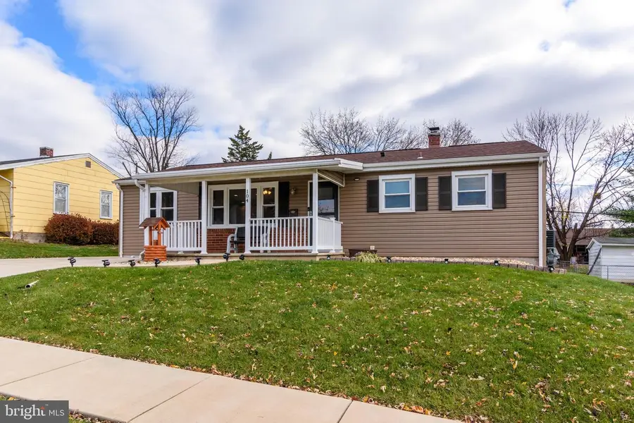 104 Nissley Dr, Middletown, PA 17057 - Image #2