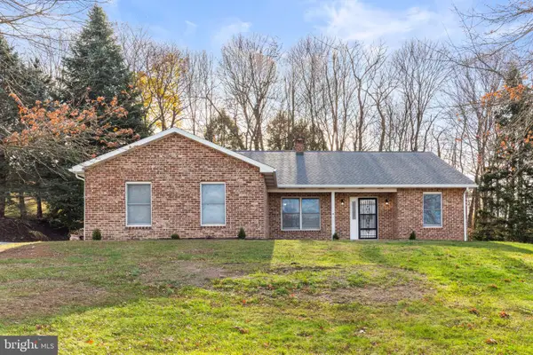 451 Boyer St, HALIFAX, PA 17032