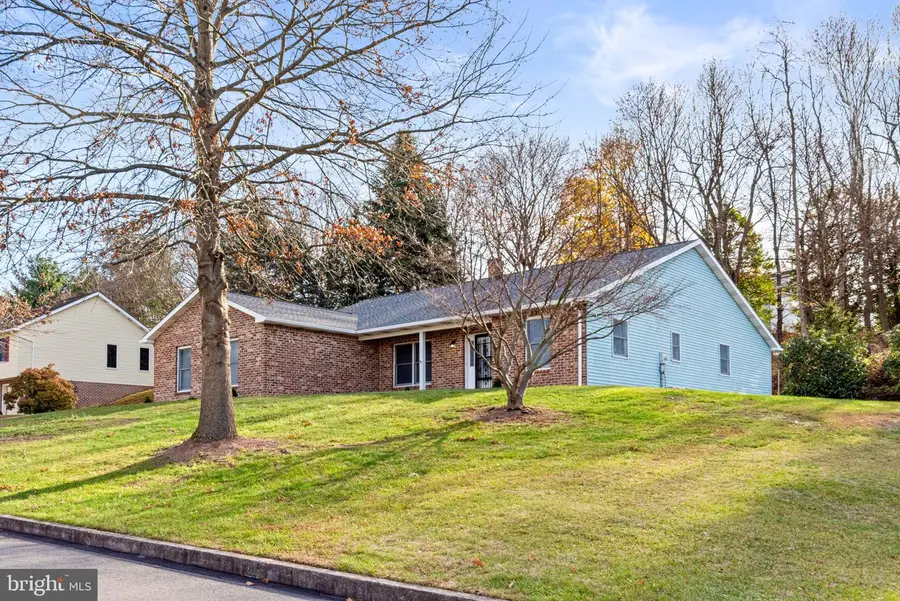 451 Boyer St, Halifax, PA 17032 - Image #2