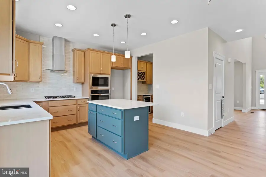 1010 Edorma Ct, Harrisburg, PA 17112 - Image #3