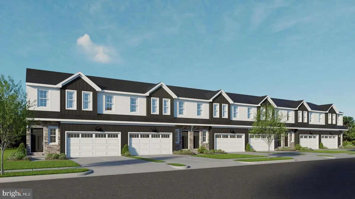 7854 Oak Brook Dr, Harrisburg, PA 17112 - Image #1