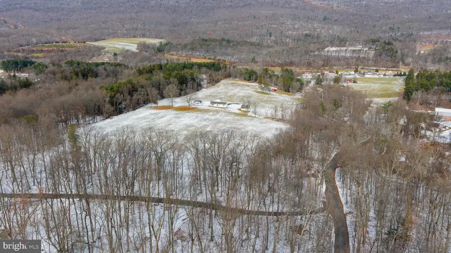 475 Lesentier Ln, Harrisburg, PA 17112 - Image #3