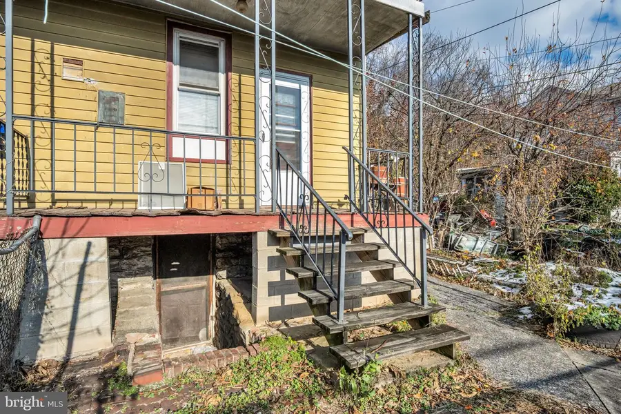 144 N 2nd St, Steelton, PA 17113 - Image #2