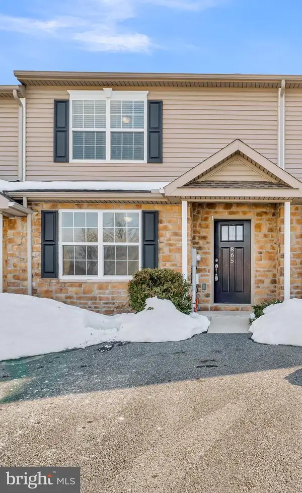 865 Gregs Dr, HARRISBURG, PA 17111