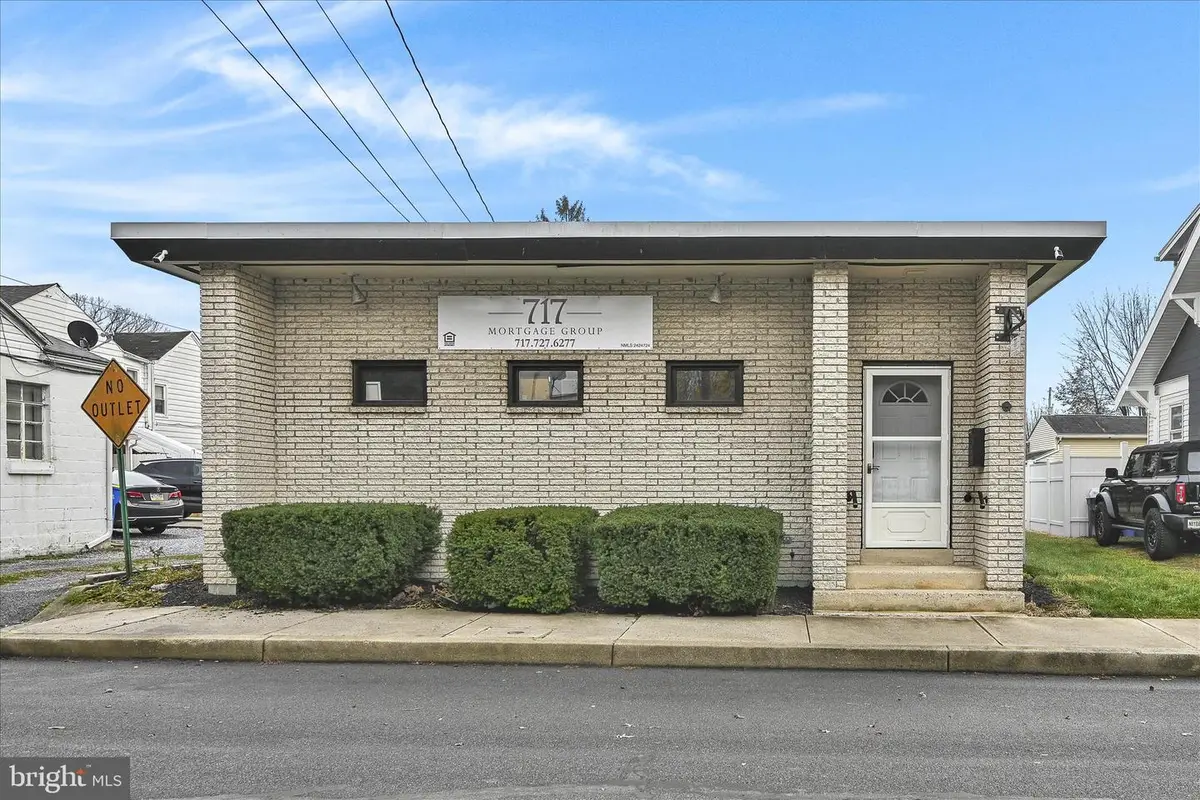 120 W Water St, Middletown, PA 17057 - Image #1