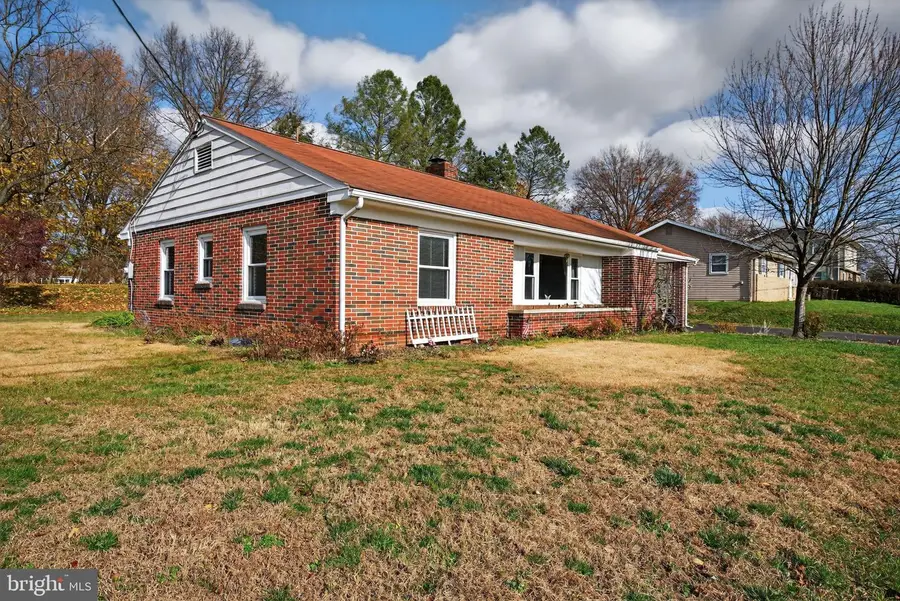 7710 Valleyview Ave, Harrisburg, PA 17112 - Image #3