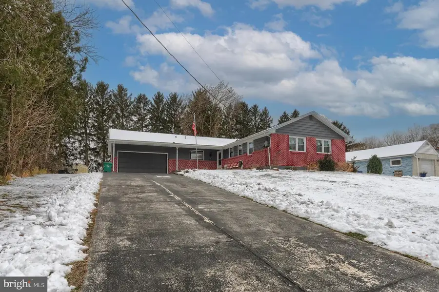 6625 Jordan Dr, Harrisburg, PA 17111 - Image #2