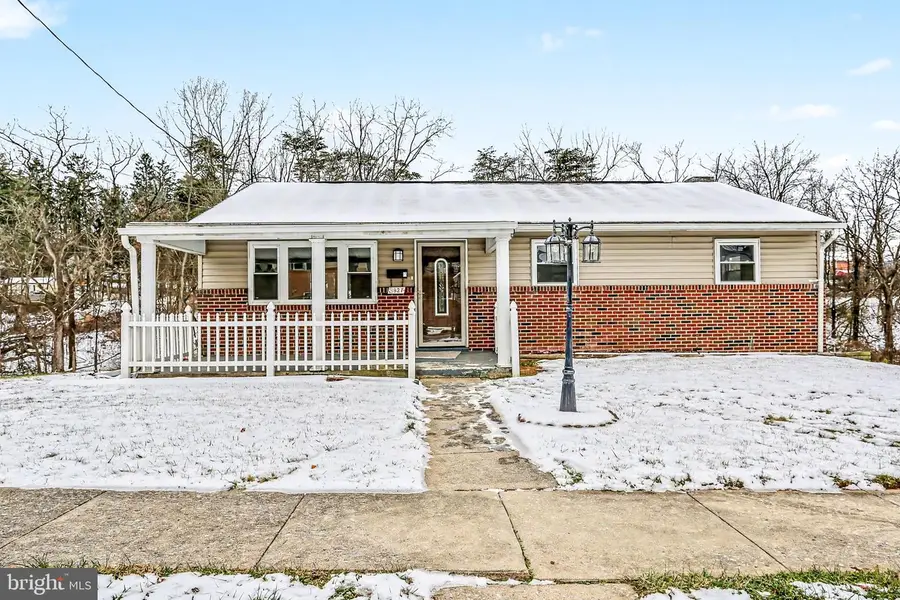 3827 Over Dr, Harrisburg, PA 17109 - Image #2