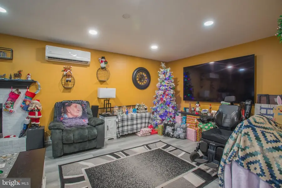 6681 Somerset St, Harrisburg, PA 17111 - Image #2