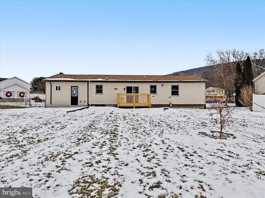 207 Steves Ln, Elizabethville, PA 17023 - Image #2