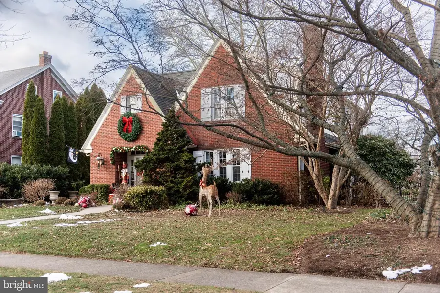 147 Elm Ave, Hershey, PA 17033 - Image #2