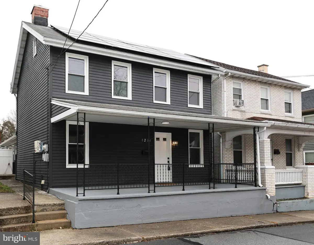1234 Main St, Harrisburg, PA 17113 - Image #1