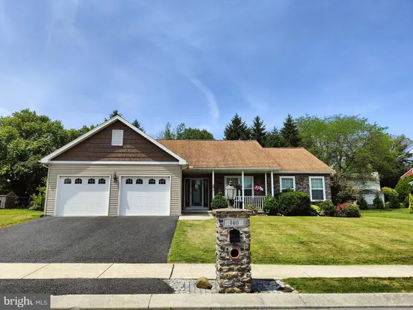 140 Koch Ln, HARRISBURG, PA 17112