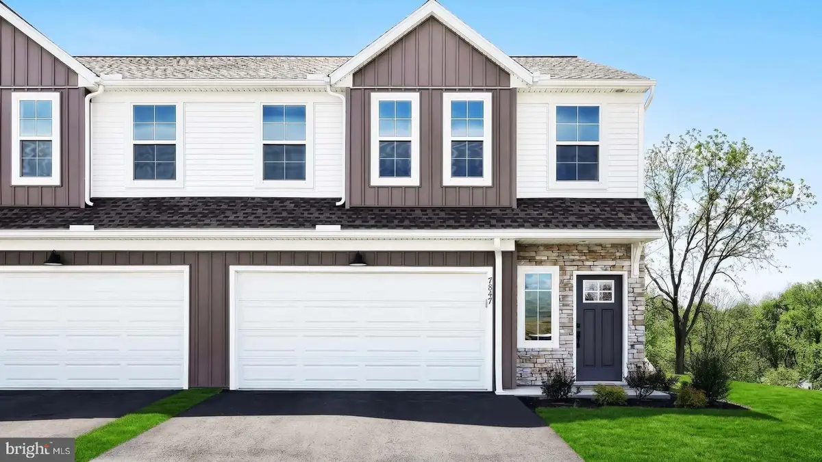 7847 Oak Brook Dr, Harrisburg, PA 17112 - #1