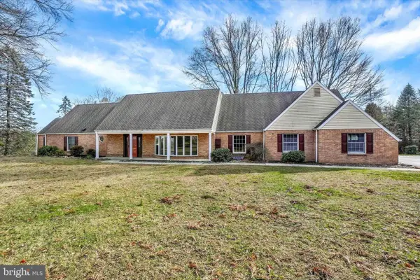 94 Stone Mill Rd, HUMMELSTOWN, PA 17036