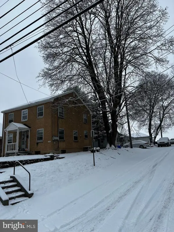 804 E Chocolate Ave, HERSHEY, PA 17033