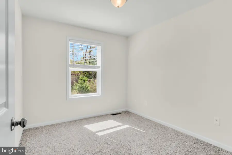 731 Gregs Dr, Harrisburg, PA 17111 - #3