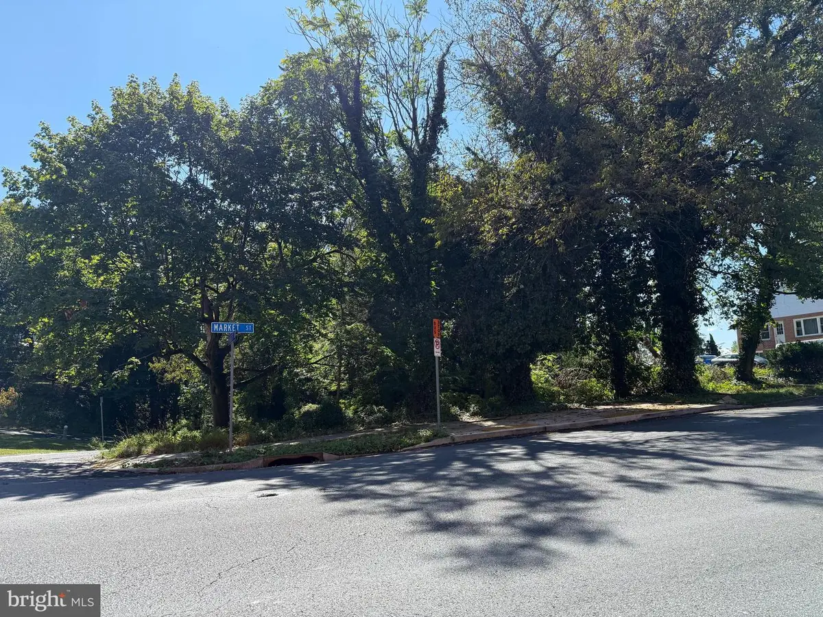 2325 Market St, Harrisburg, PA 17103 - Image #1