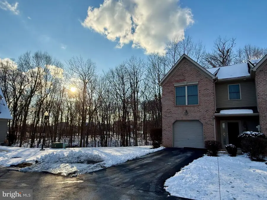 423 Park View Dr, Harrisburg, PA 17110 - Image #2