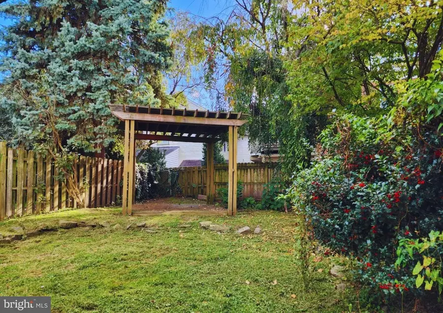 622 Showers St, Harrisburg, PA 17104 - #3